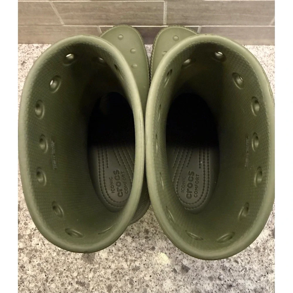 Crocs NWOT Adult Unisex Classic Army Green Waterproof Rain Boots Mens 7 Womens 9